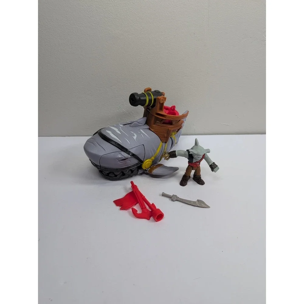Fisher Price Imaginext Pirate Sub Angler Fish Submarine with Claw Figure and Acc